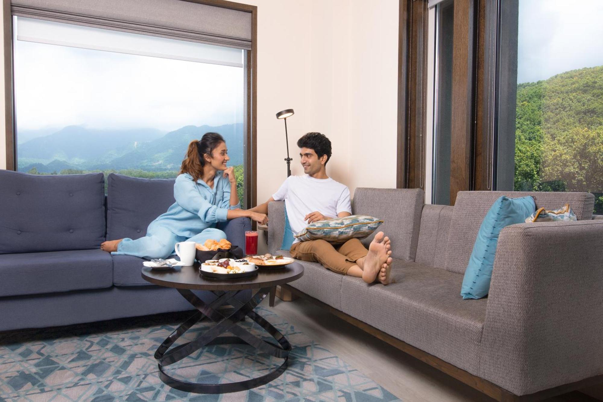 Fairfield By Marriott होटल 5*